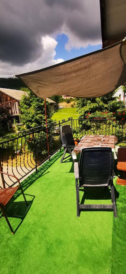 Noclegi "Marfikowe Pole" Polańczyk Exteriér fotografie